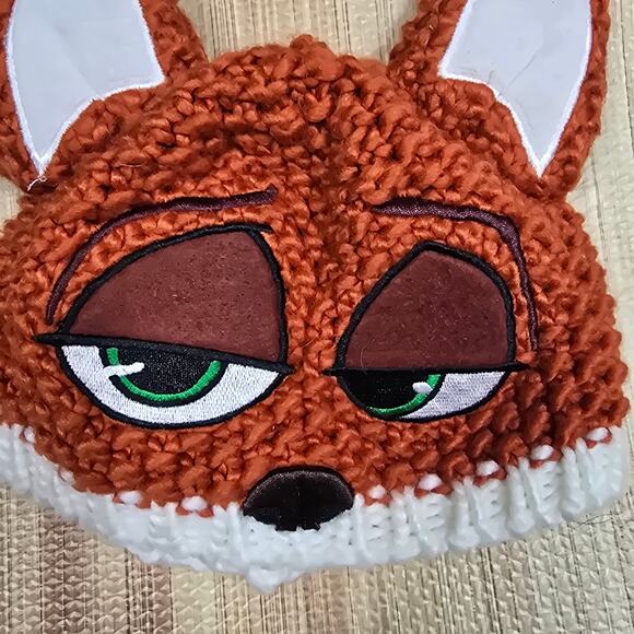 Disney Zootopia Nick Wilde Knit Beanie Hat One Size - Picture 2 of 7